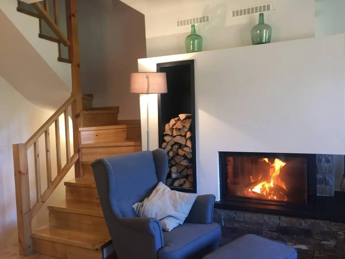 Holiday home Casa Pareada En Ger Con Excelentes Vistas Villa