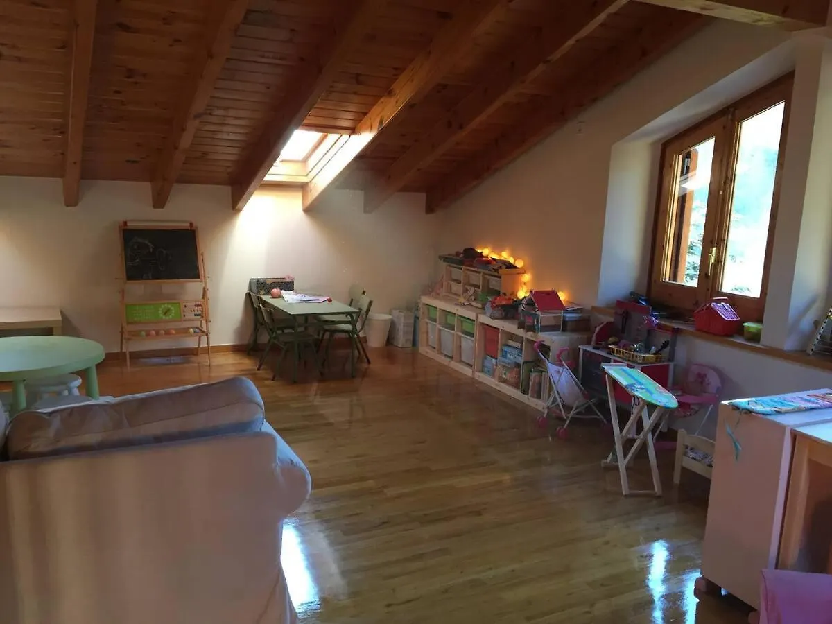 Casa Pareada En Ger Con Excelentes Vistas Villa Spain